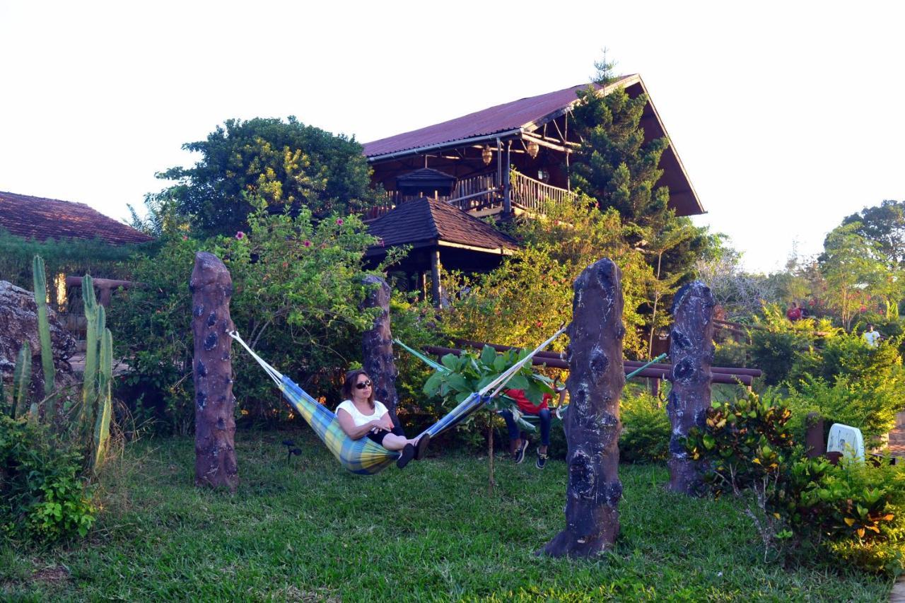 Shimba Hills Green Safari Lodge Kwale Eksteriør bilde