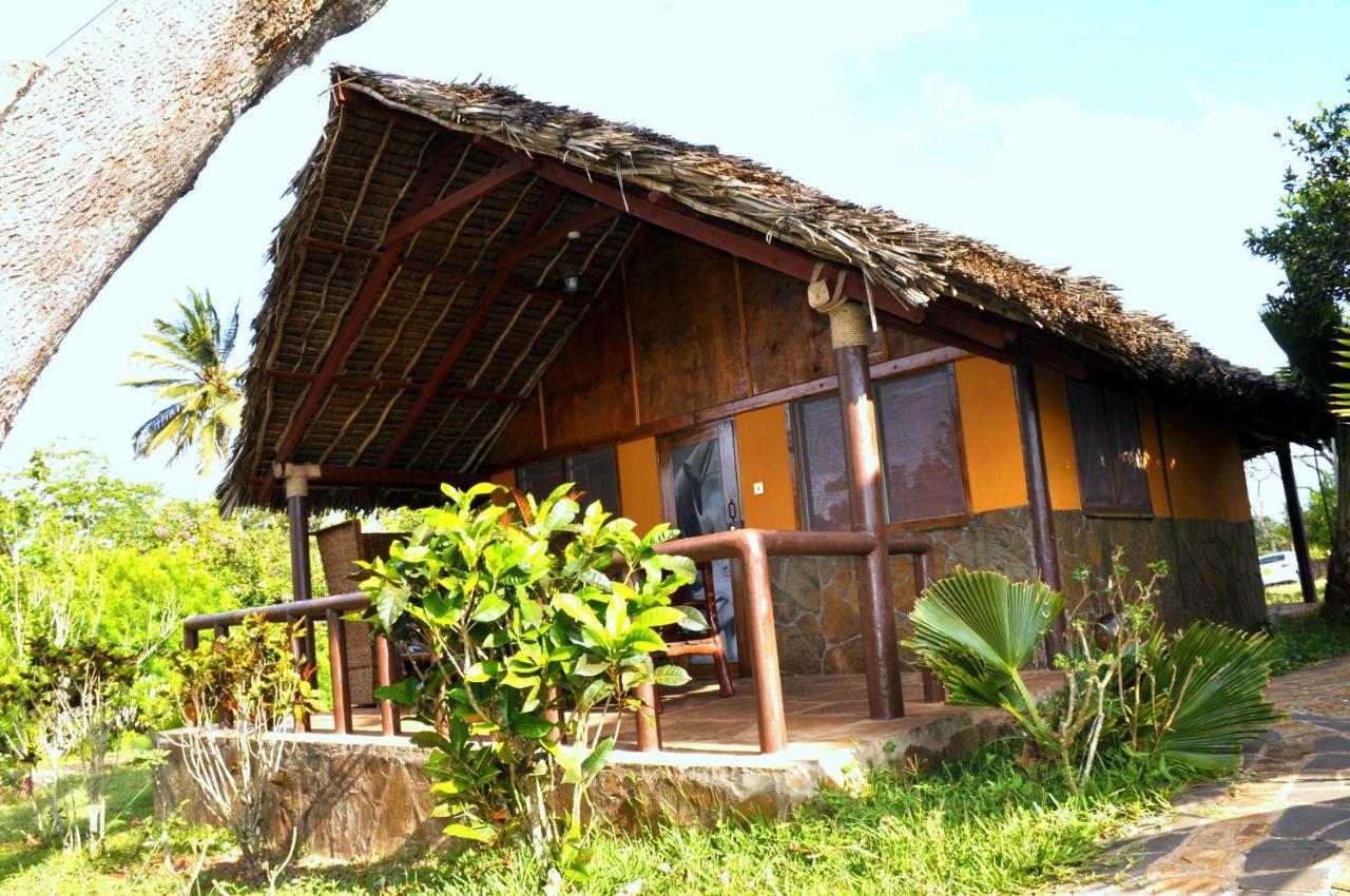 Shimba Hills Green Safari Lodge Kwale Eksteriør bilde