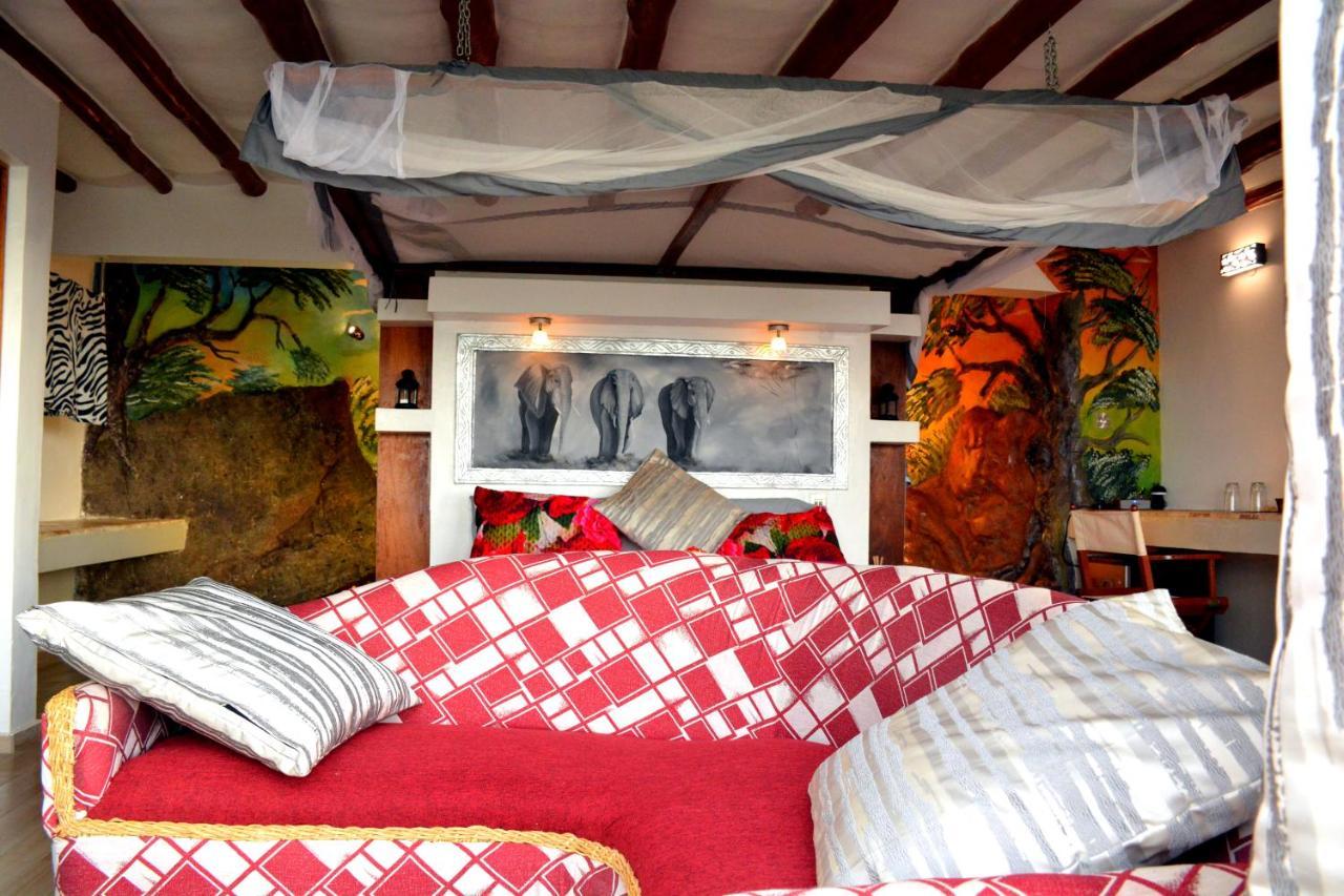 Shimba Hills Green Safari Lodge Kwale Eksteriør bilde