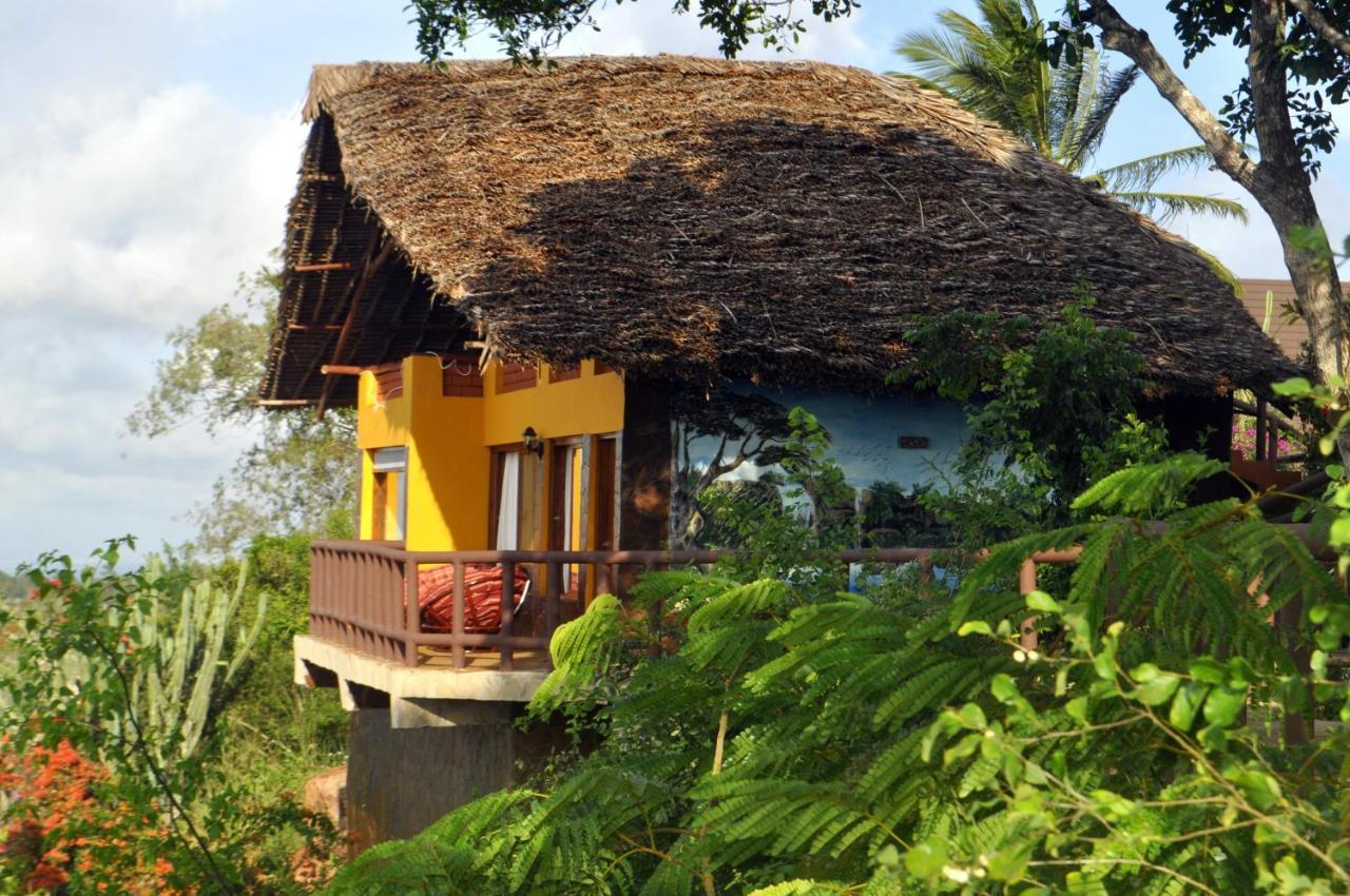 Shimba Hills Green Safari Lodge Kwale Eksteriør bilde